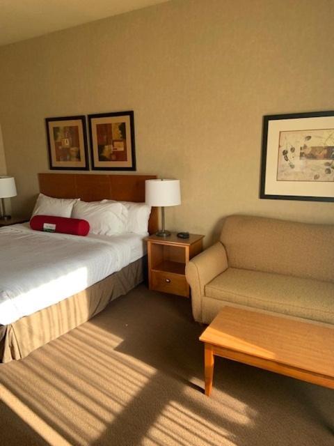 Hotel Clarion Pointe Rimbey Exterior foto