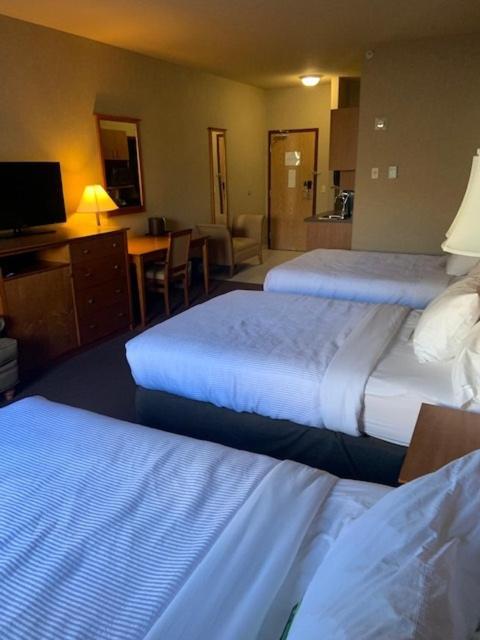 Hotel Clarion Pointe Rimbey Exterior foto
