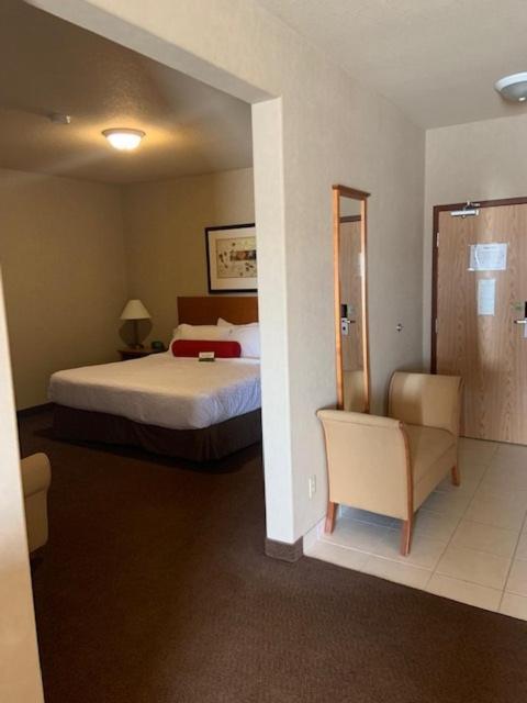 Hotel Clarion Pointe Rimbey Exterior foto