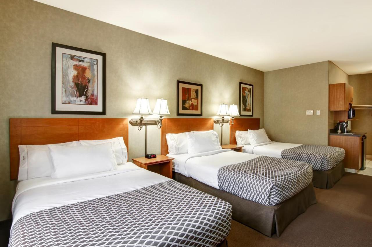 Hotel Clarion Pointe Rimbey Exterior foto