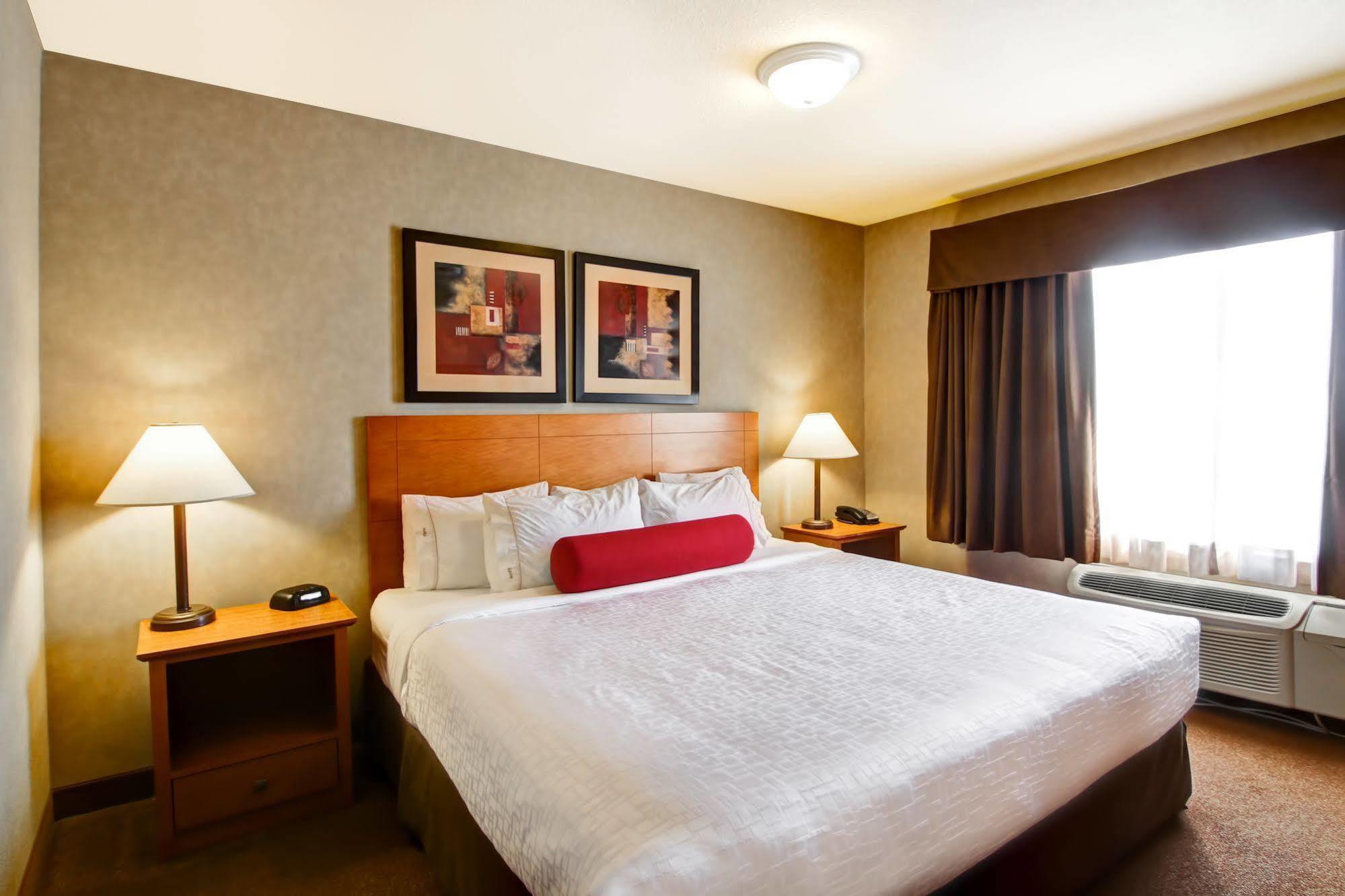 Hotel Clarion Pointe Rimbey Exterior foto